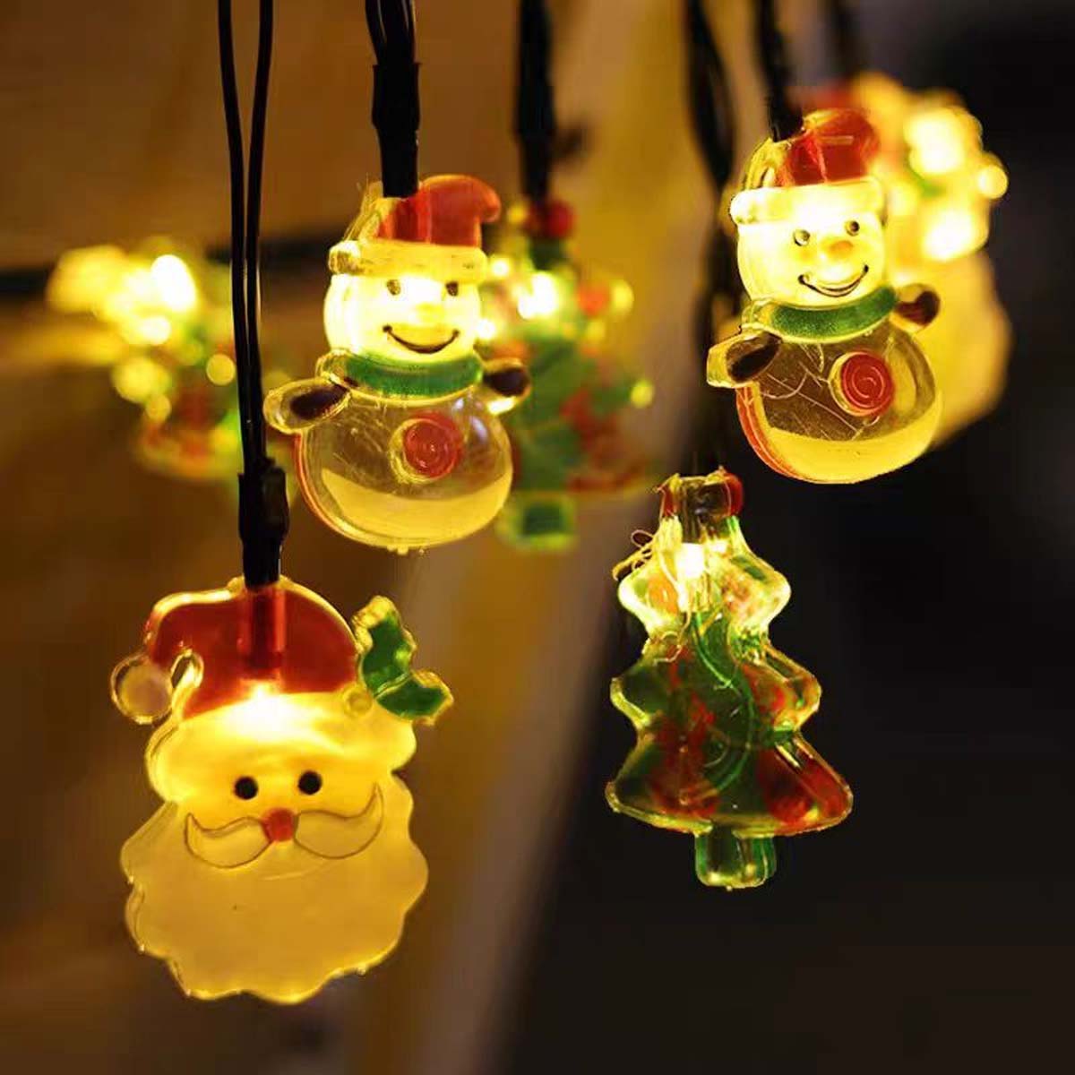 Guirnalda LED navideña con figuras de muñeco de nieve y Papá Noel, luces intermitentes de personajes de dibujos animados, decoración luminosa para escenas de fiestas.