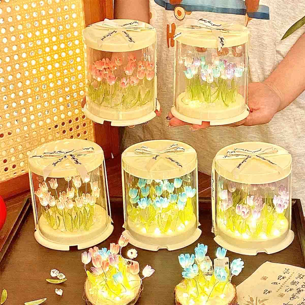 Nueva lámpara nocturna creativa en forma de tulipán, kit de materiales DIY hecho a mano, caja tipo pastel, lámpara ambiental con efecto de “mar de flores”, de aspecto romántico y elegante.