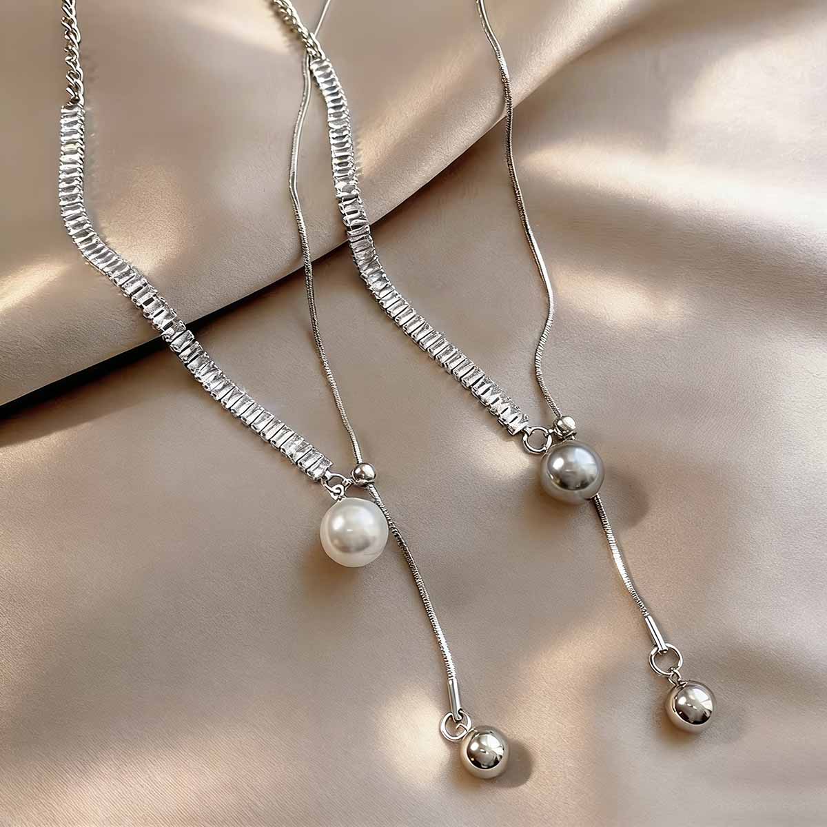 Collar largo con perlas y diamantes brillantes | Diseño exclusivo de lujo ligero, nueva colección, collar de clavícula elegante, tendencia alta y exclusiva.