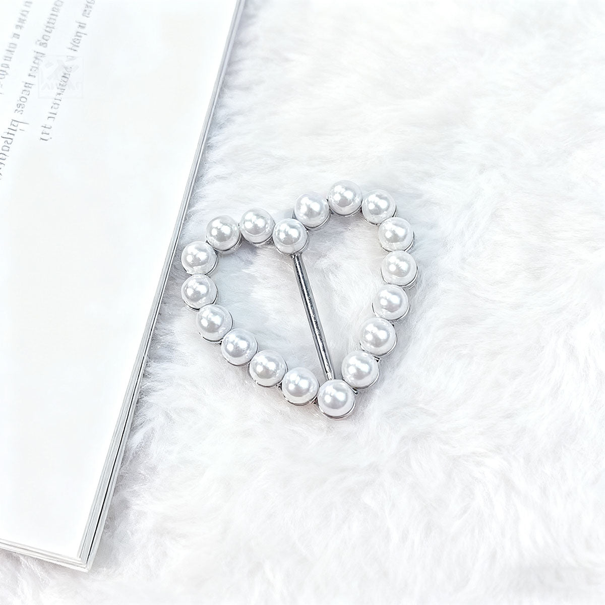 Broche para camisa, clip para ajustar el bajo de la ropa, crear nudos decorativos o fijar pañuelos; accesorio elegante para mujer, ideal para estilizar la cintura.